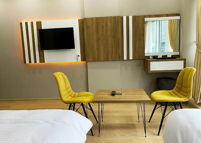 לינה וארוחת בוקר Mall Of Tem