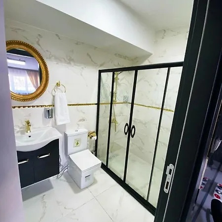 Frühstückspension Mall Of Tem *