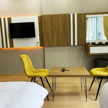 Frühstückspension Mall Of Tem